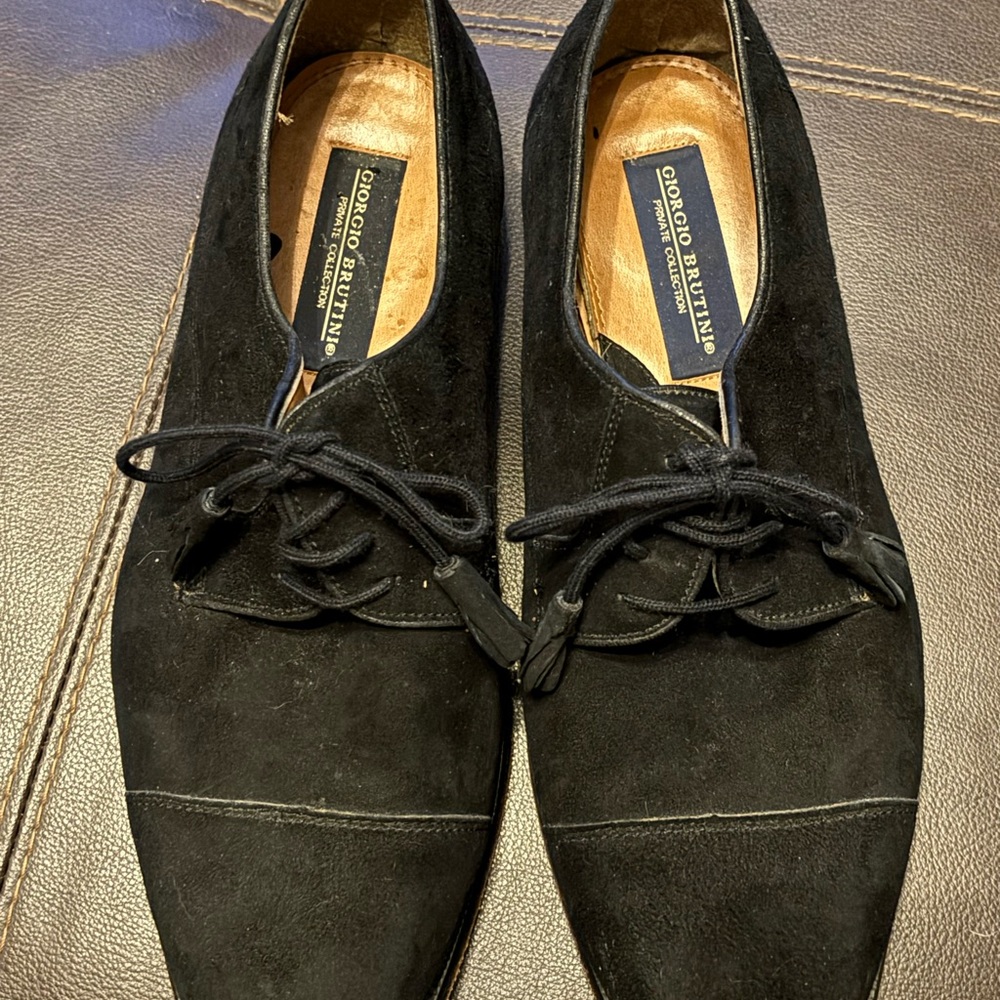 Giorgio Brutini Black Suede Oxfords